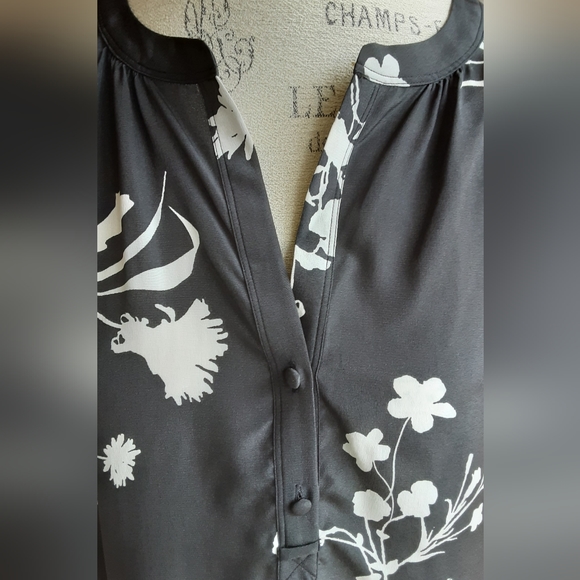 Joie 100% Silk Floral Print Long Sleeve Color Block Boho Blouse. - Picture 2 of 9